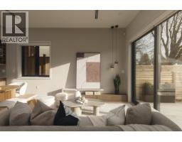 1 2637 W 12TH AVENUE, Vancouver, British Columbia