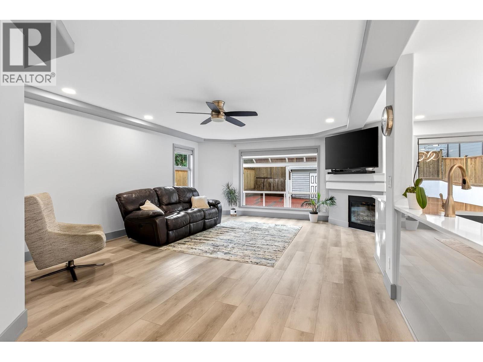 2271 Sorrento Drive, Coquitlam, British Columbia  V3K 6P4 - Photo 11 - R3078630