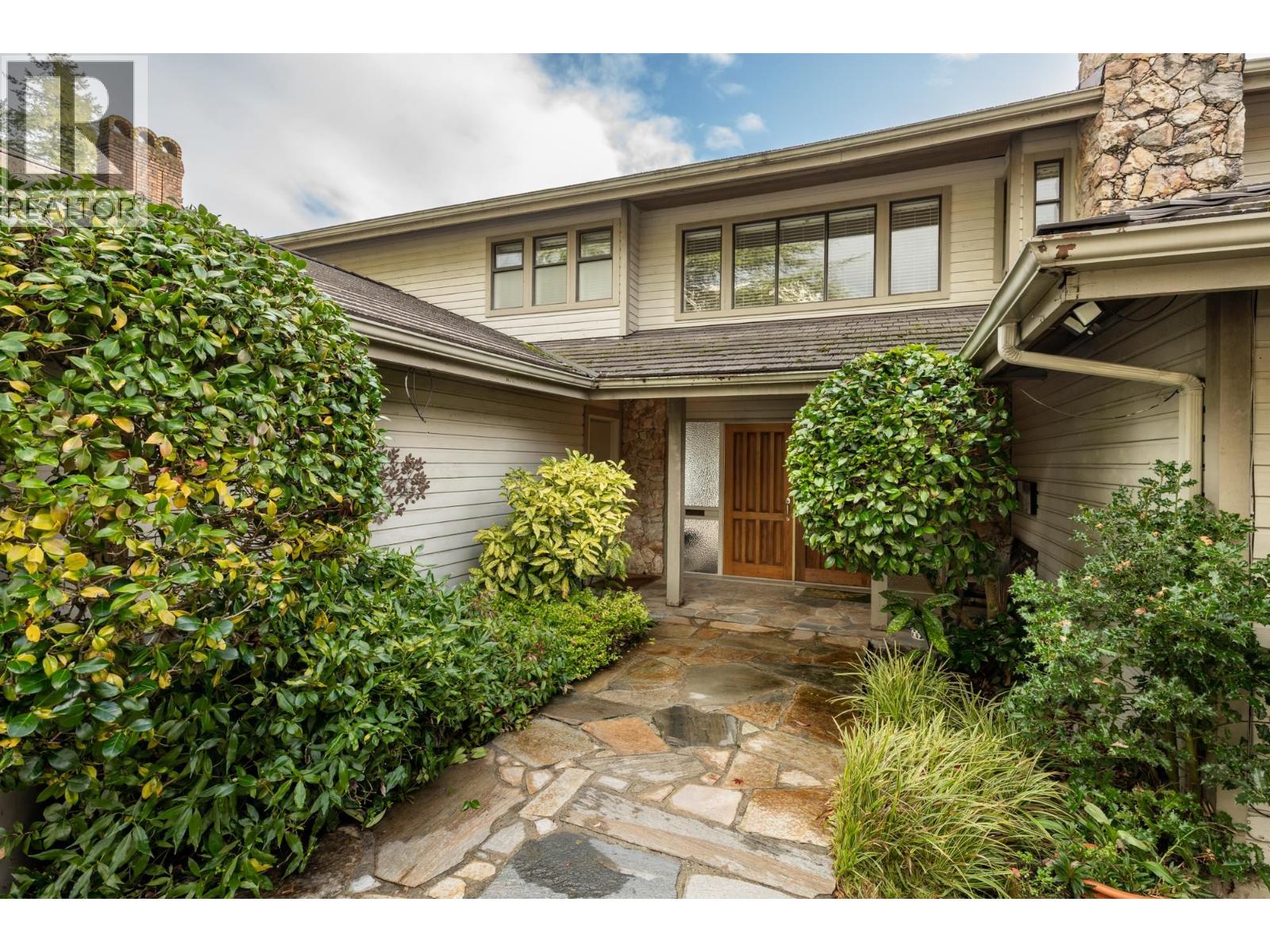 2346 Westhill Drive, West Vancouver, British Columbia  V7S 2Z5 - Photo 3 - R3078705