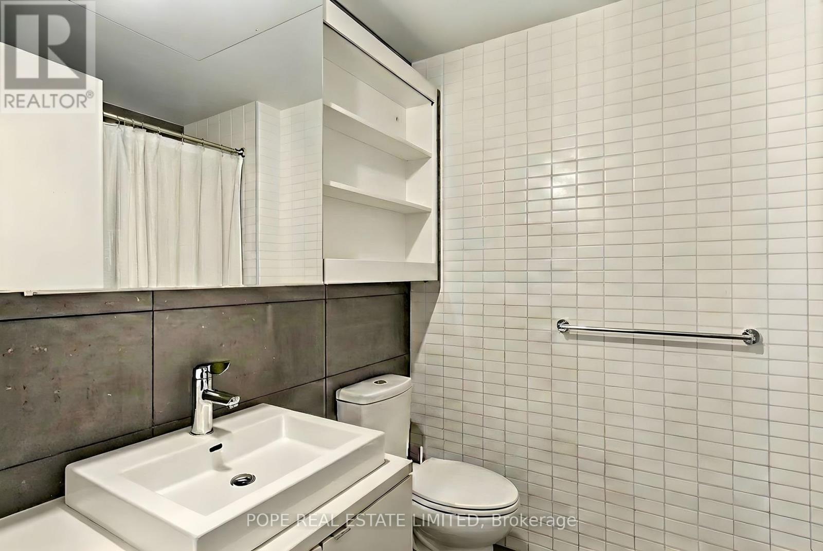 719 - 51 Trolley Crescent, Toronto, Ontario  M5A 0E9 - Photo 10 - C12689600