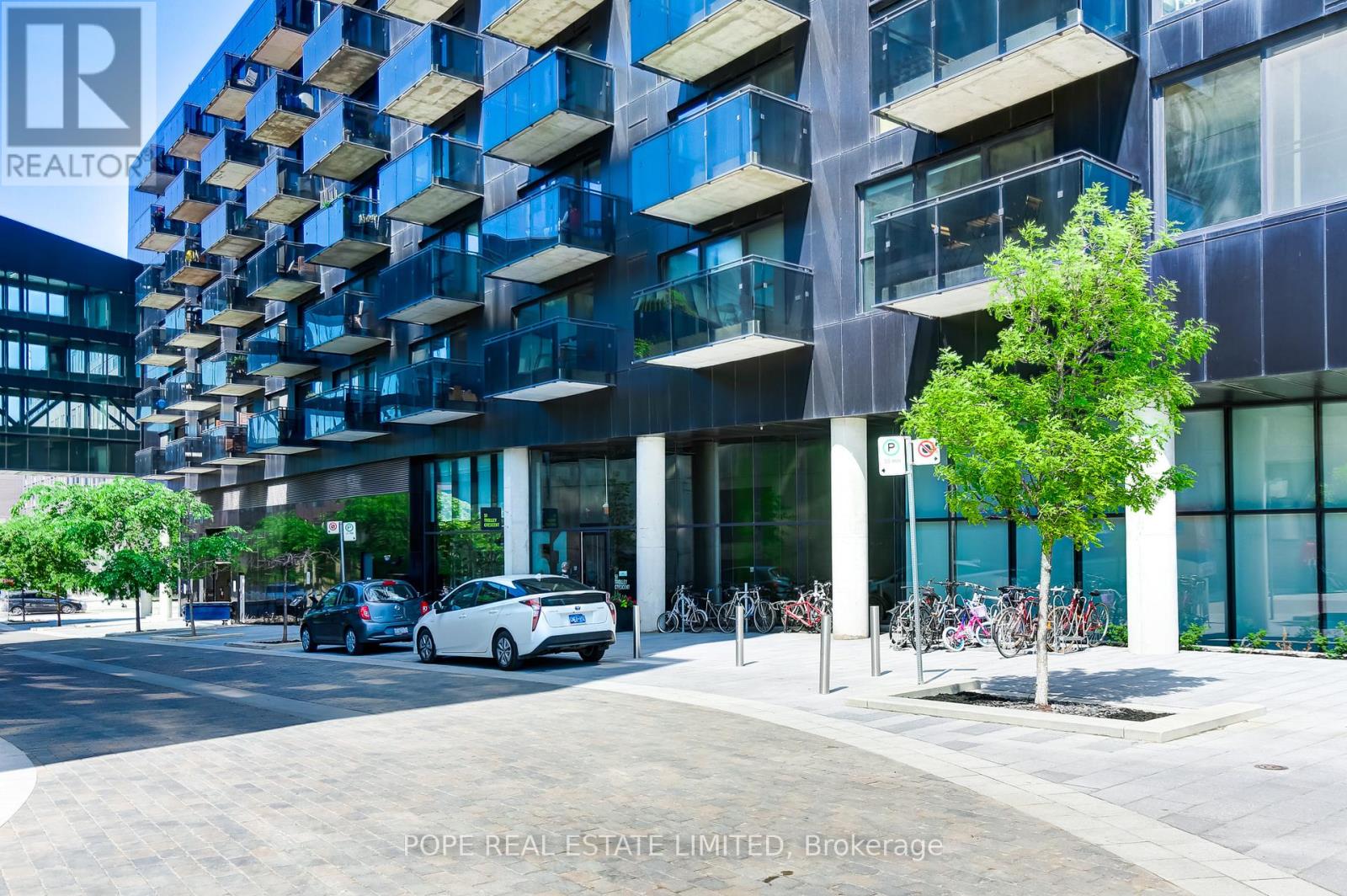 719 - 51 Trolley Crescent, Toronto, Ontario  M5A 0E9 - Photo 14 - C12689600