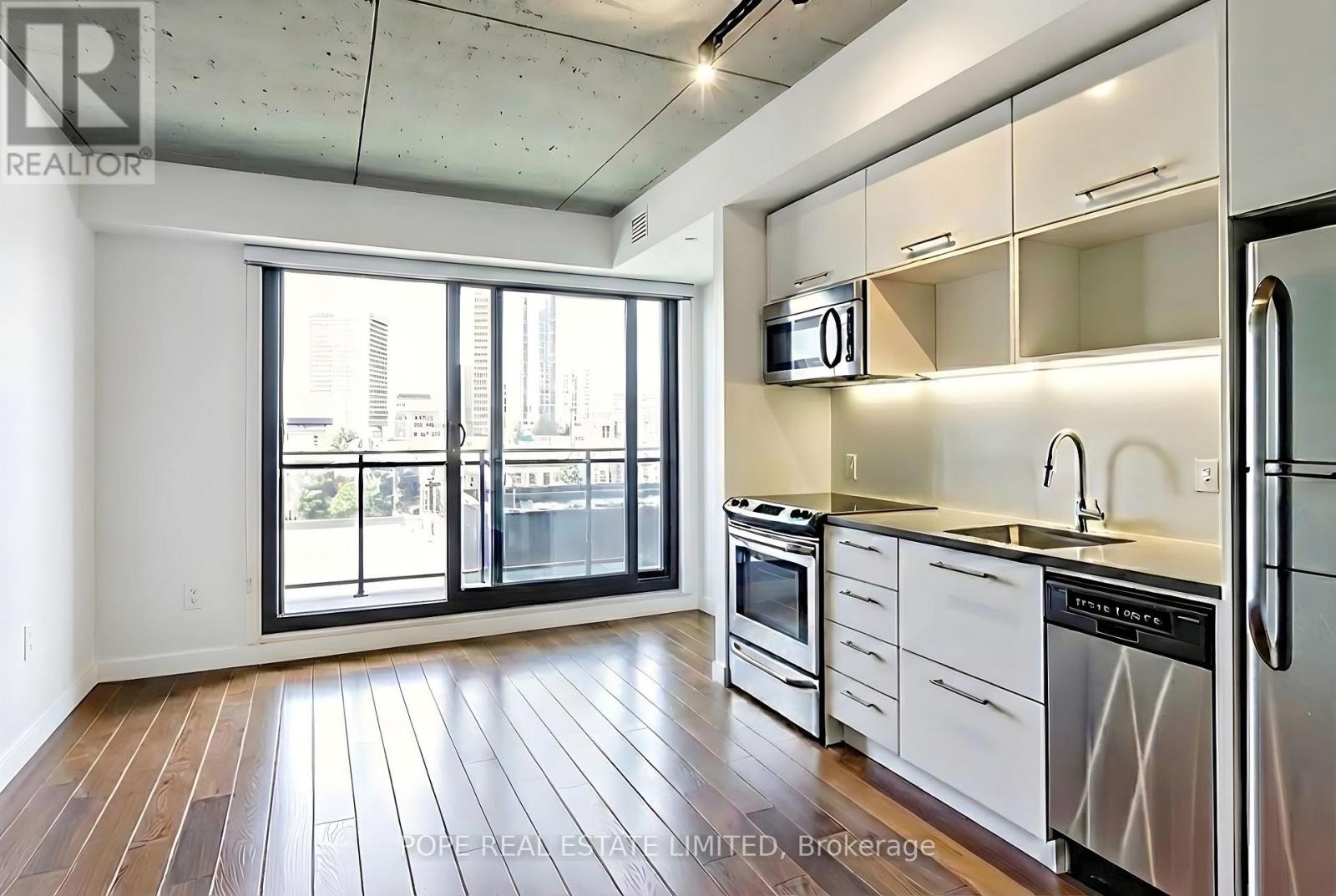 719 - 51 Trolley Crescent, Toronto, Ontario  M5A 0E9 - Photo 7 - C12689600