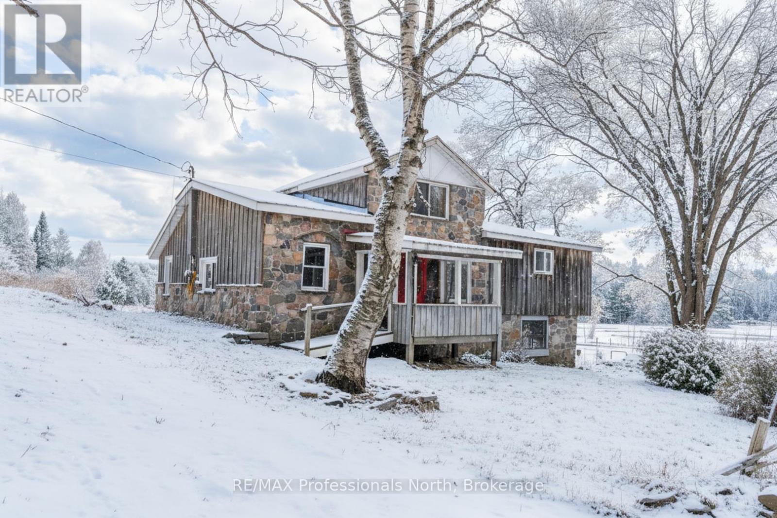 1127 FALLOWFIELD ROAD, Highlands East, Ontario