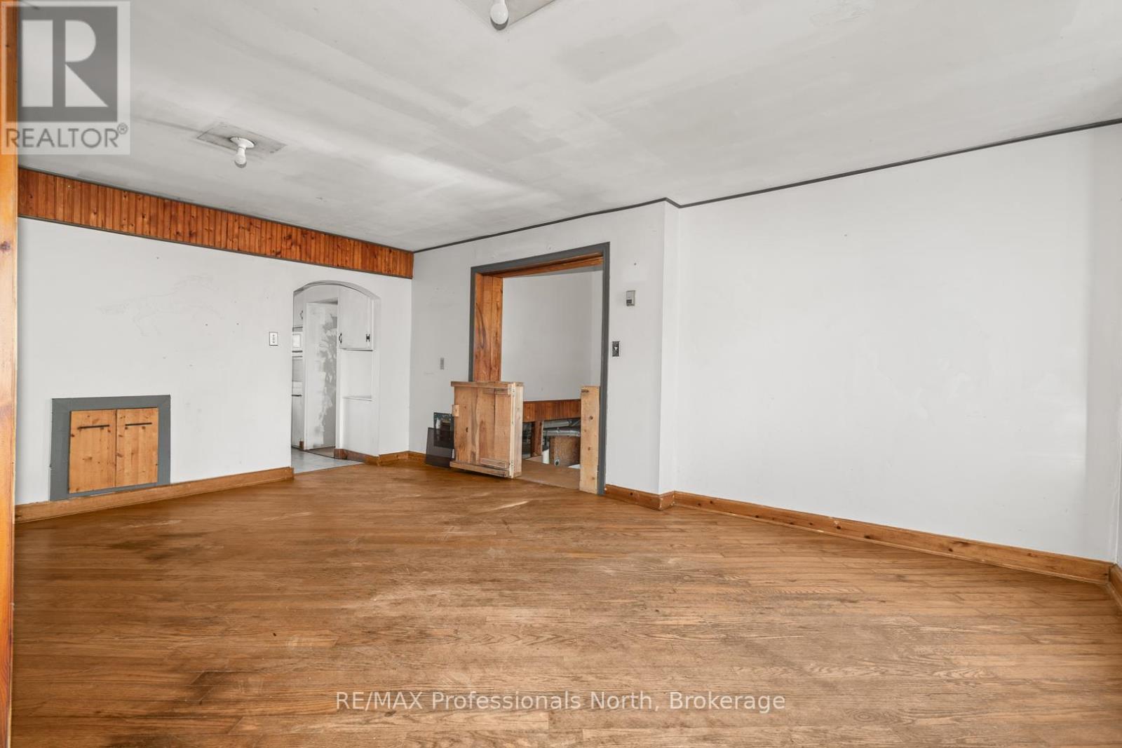 1127 Fallowfield Road, Highlands East, Ontario  K0M 1S0 - Photo 9 - X12382539