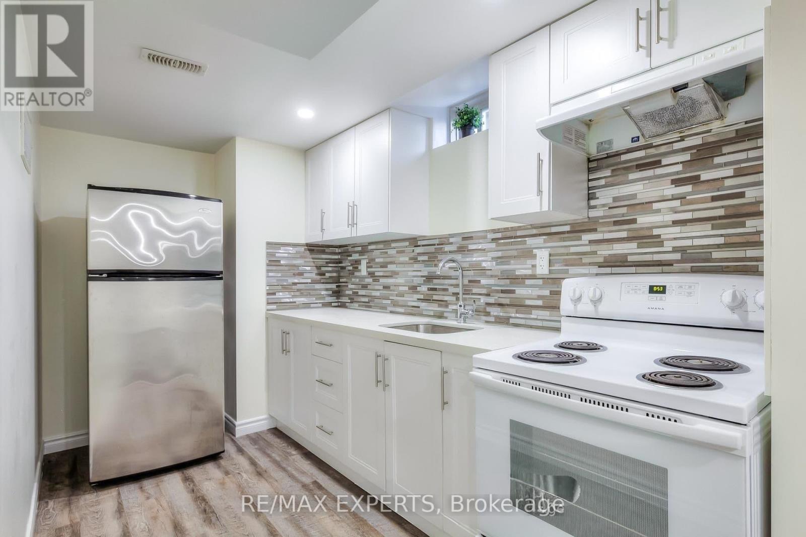 Bsmt - 101 Larkinley Lane, Ajax, Ontario  L1T 0N7 - Photo 5 - E12689626