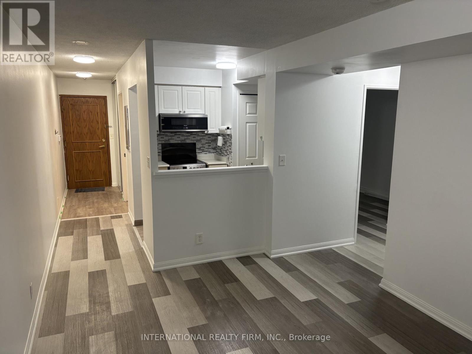 1912 - 8 LEE CENTRE DRIVE, Toronto, Ontario