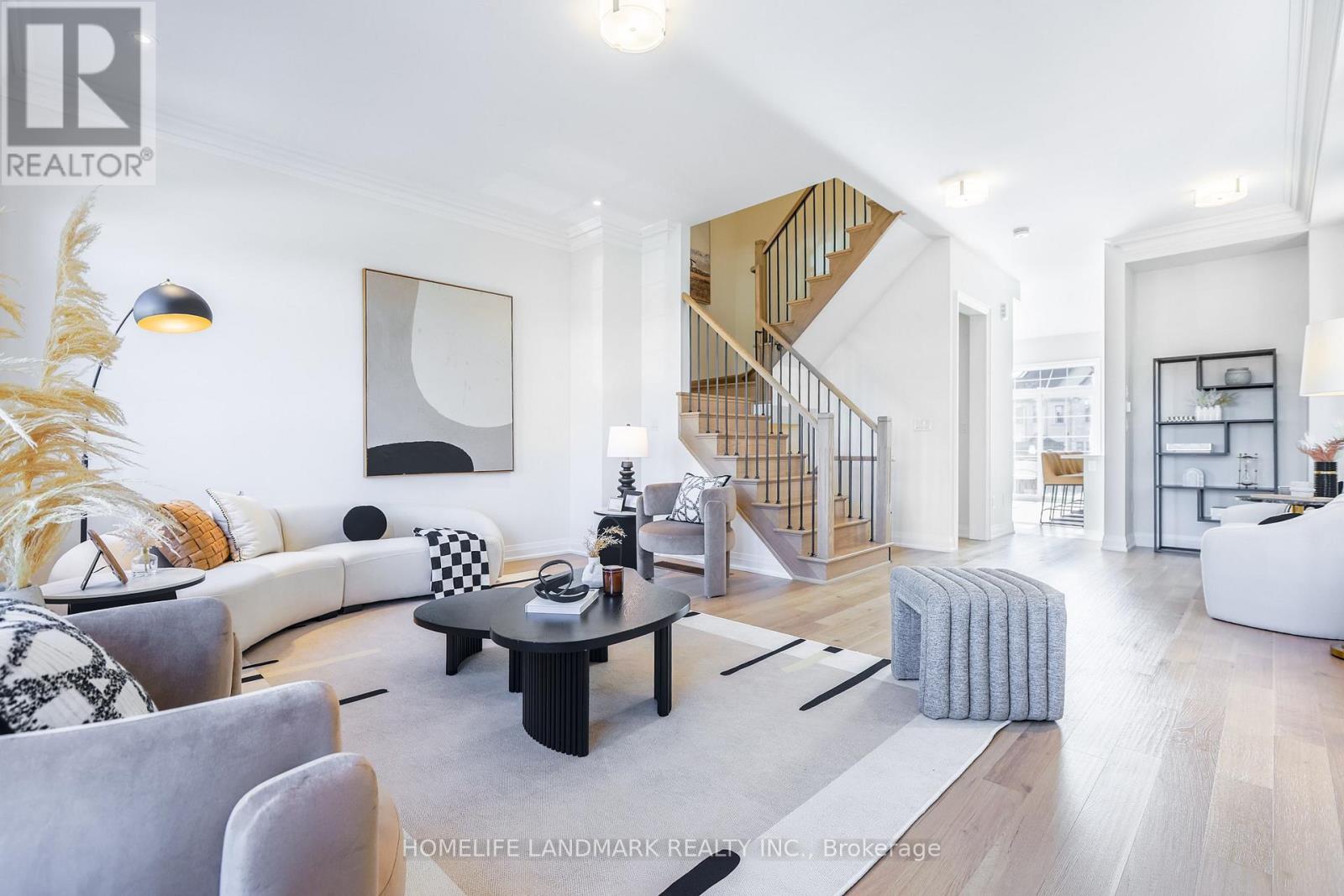 4267 Major Mackenzie Drive, Markham, Ontario  L6C 3L5 - Photo 12 - N12689610