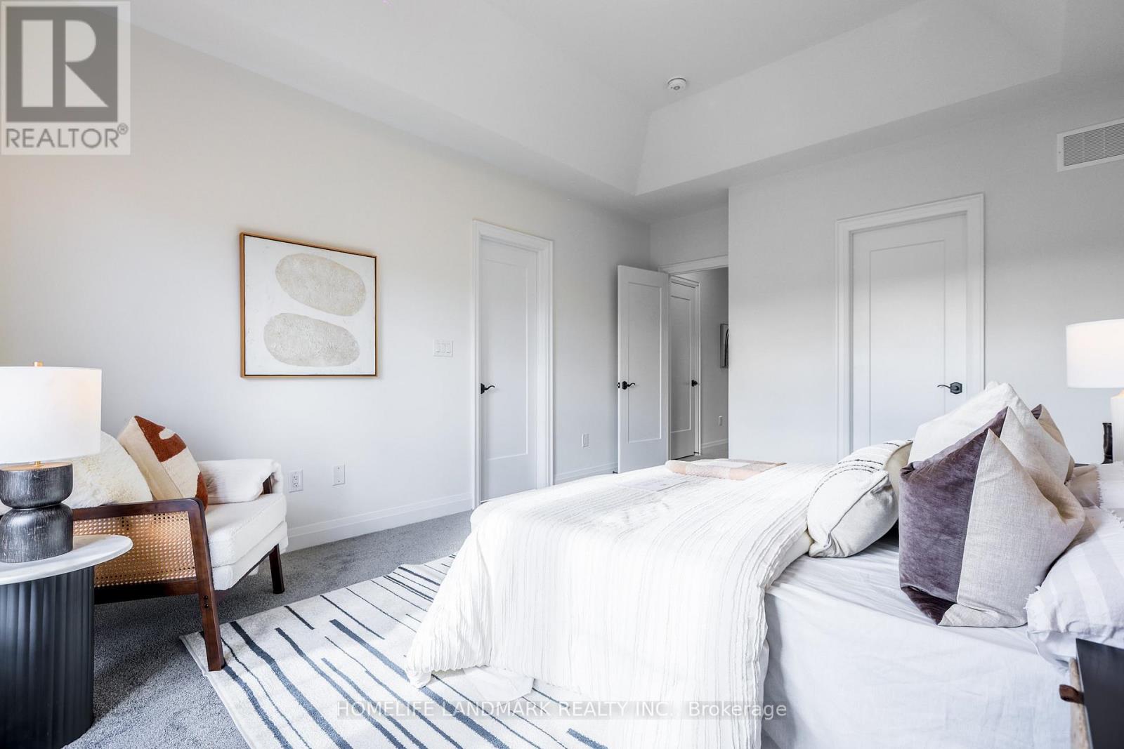 4267 Major Mackenzie Drive E, Markham, Ontario  L6C 3L5 - Photo 18 - N12689612