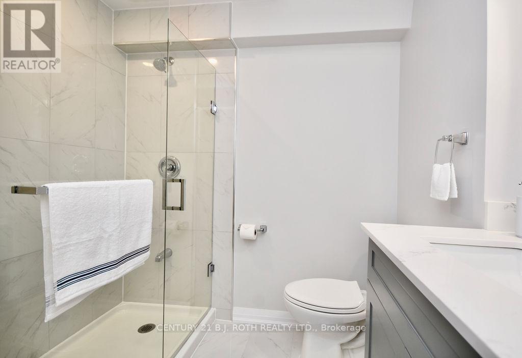 42 Mcveigh Drive, Barrie, Ontario  L4N 7E3 - Photo 6 - S12689608