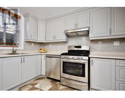 42 MCVEIGH DRIVE, Barrie, Ontario