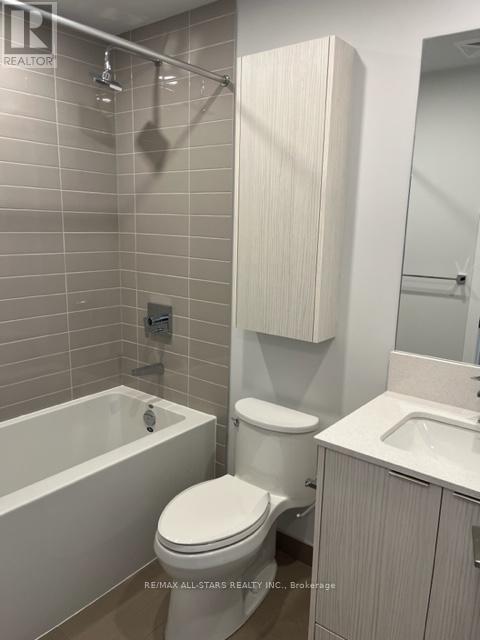 4004 - 430 Square One Drive W, Mississauga, Ontario  L5B 0L6 - Photo 9 - W12689596