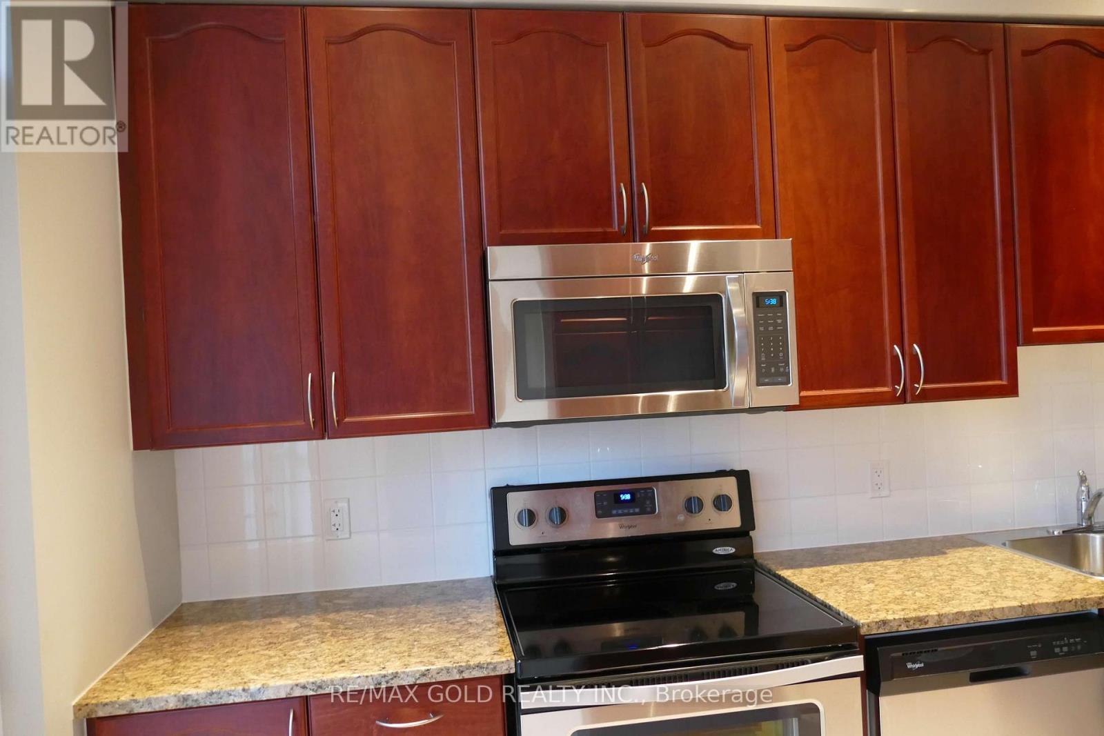 115 - 339 Rathburn Road, Mississauga, Ontario  L5B 0C8 - Photo 8 - W12689598