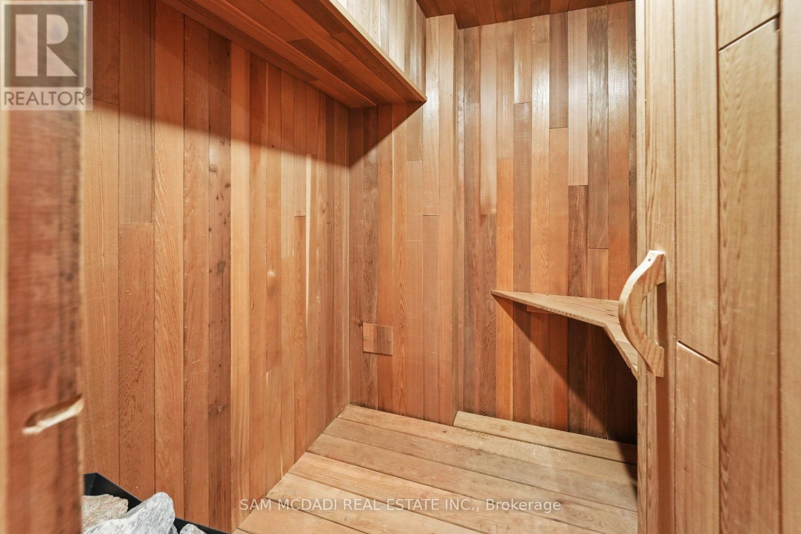 4873 Forest Hill Drive, Mississauga, Ontario  L5M 5B1 - Photo 36 - W12689622