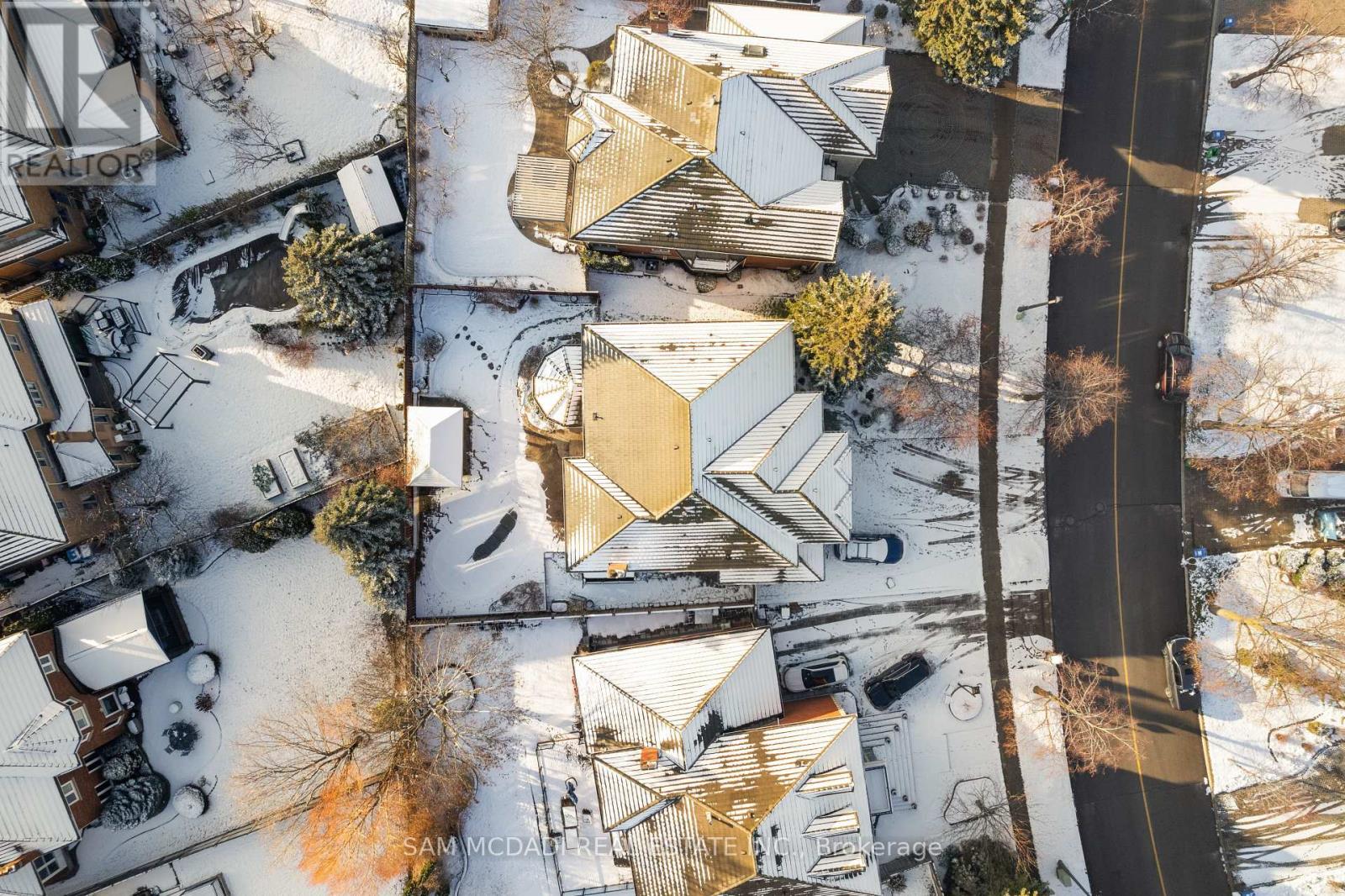 4873 Forest Hill Drive, Mississauga, Ontario  L5M 5B1 - Photo 41 - W12689622