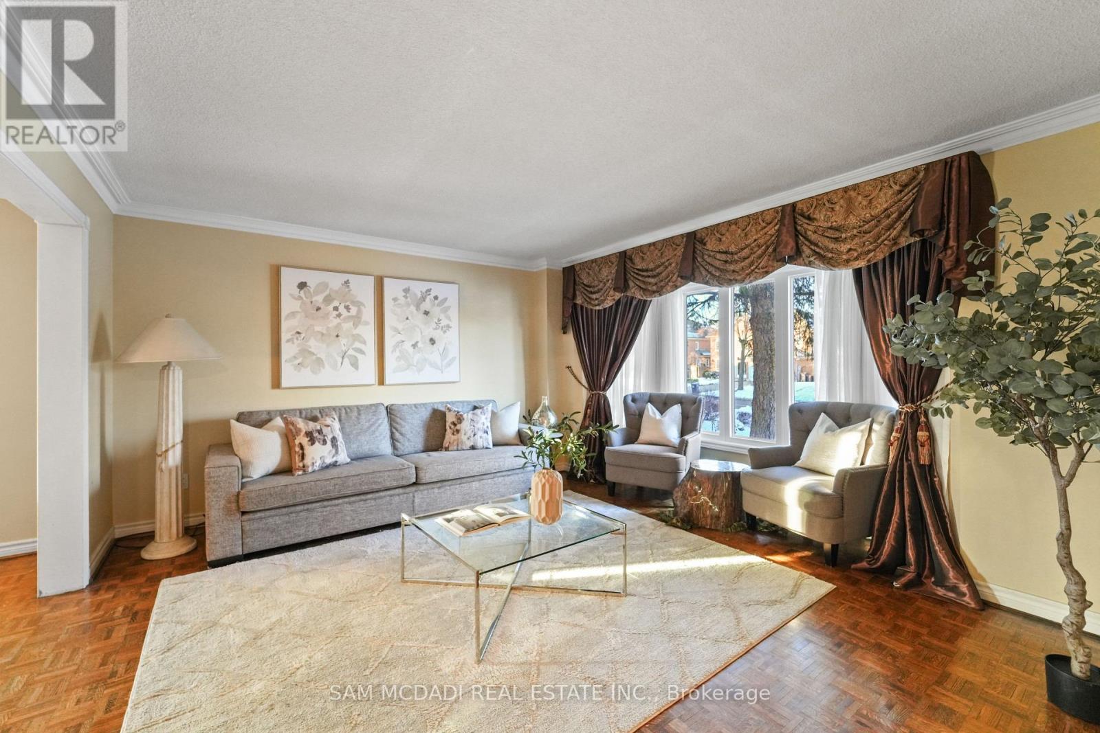 4873 Forest Hill Drive, Mississauga, Ontario  L5M 5B1 - Photo 6 - W12689622