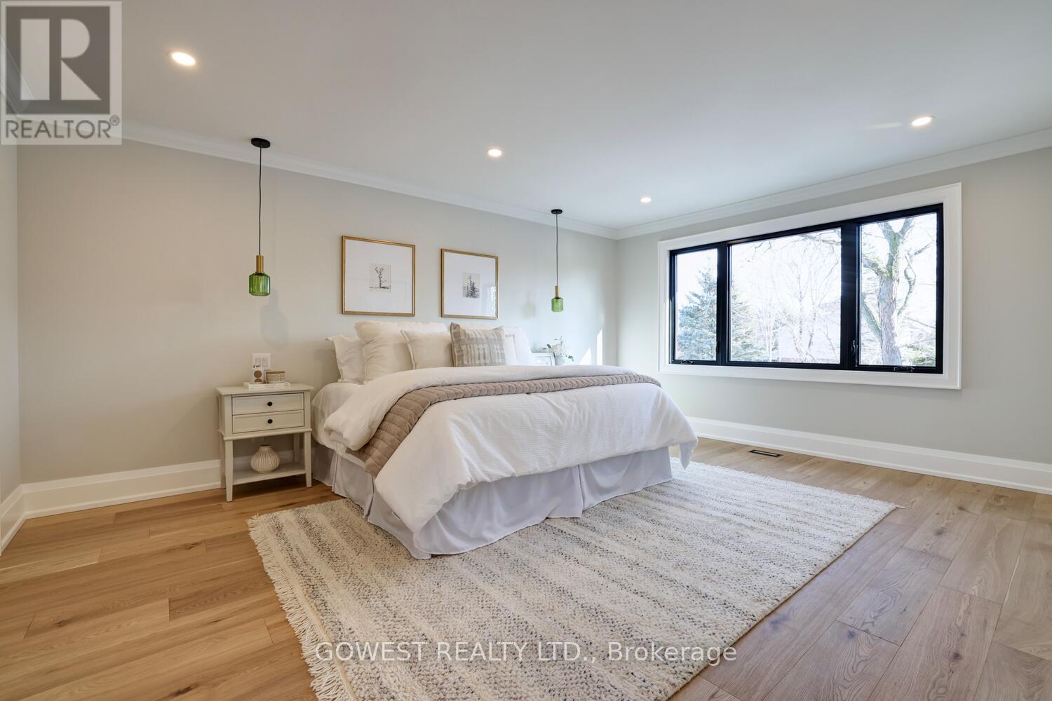 981 Valdese Drive, Mississauga, Ontario  L5C 2Z5 - Photo 22 - W12689624