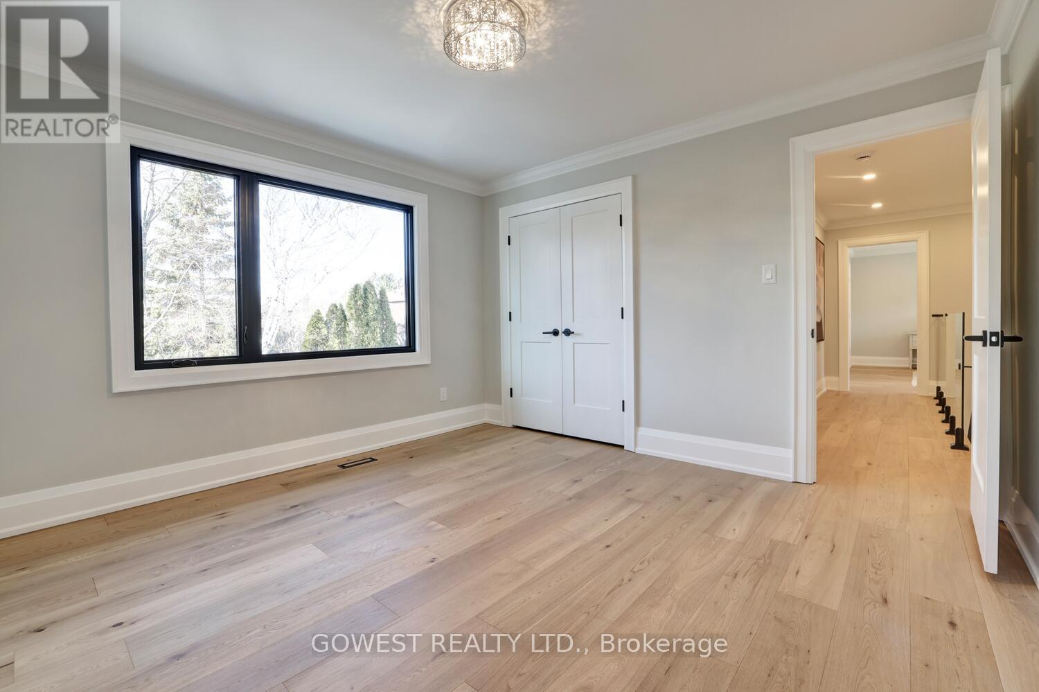 981 Valdese Drive, Mississauga, Ontario  L5C 2Z5 - Photo 32 - W12689624