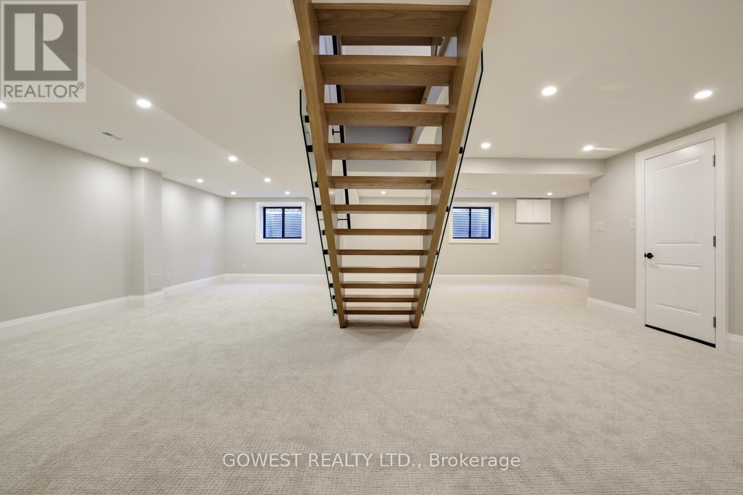 981 Valdese Drive, Mississauga, Ontario  L5C 2Z5 - Photo 43 - W12689624