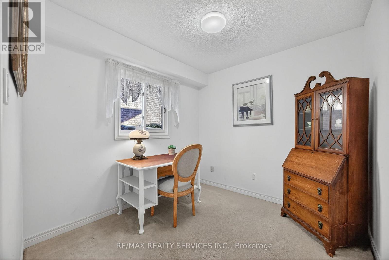 31 Gardenia Way, Caledon, Ontario  L7C 1B1 - Photo 21 - W12689640