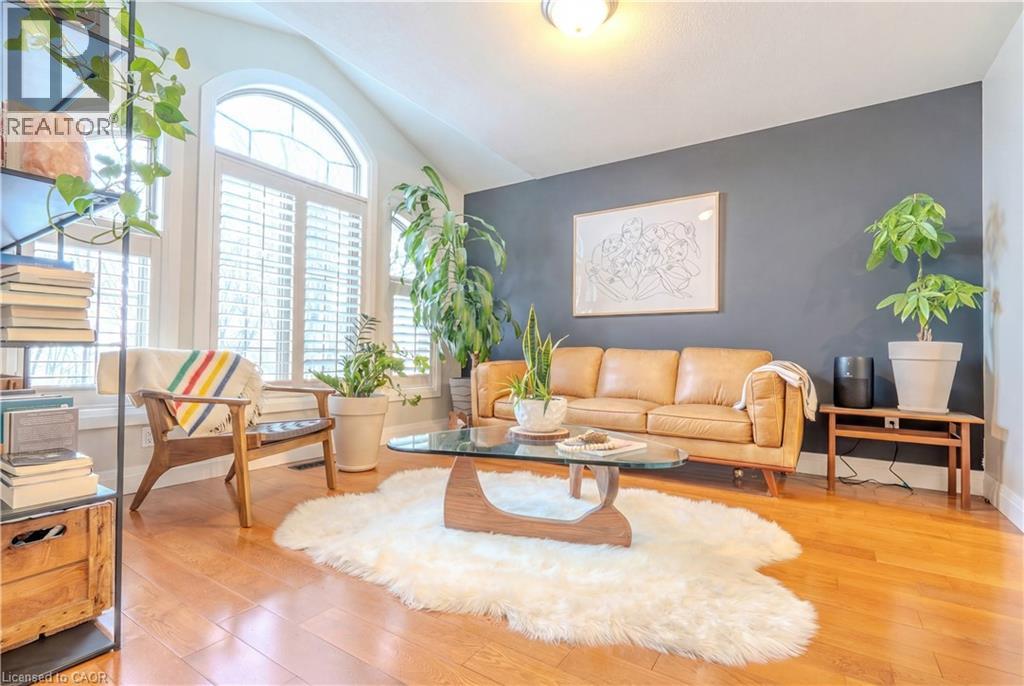 17 Krieghoff Drive, Hamilton, Ontario  L9B 2L4 - Photo 5 - 40797866