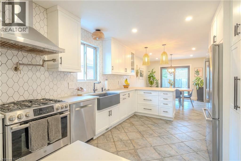 17 Krieghoff Drive, Hamilton, Ontario  L9B 2L4 - Photo 9 - 40797866