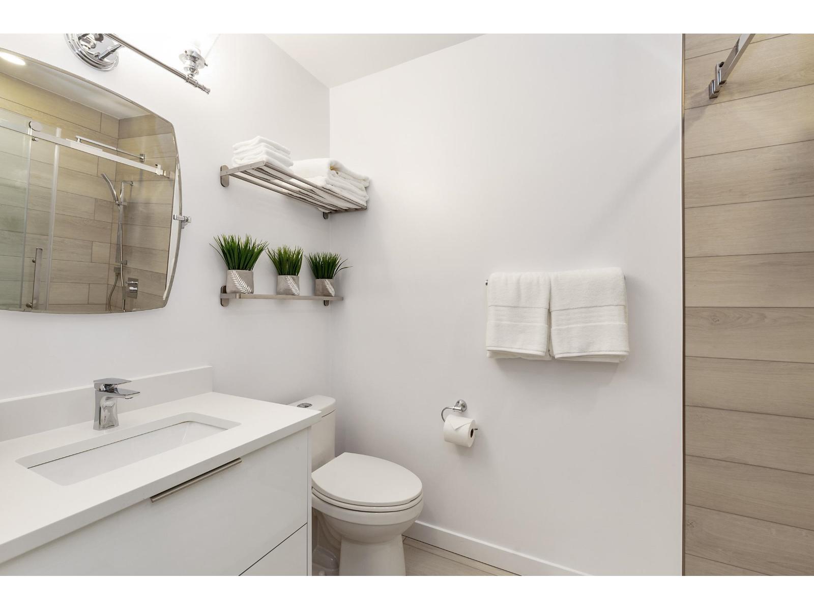 409 15739 Fraser Highway, Surrey, British Columbia  V4N 1G9 - Photo 9 - R3032652