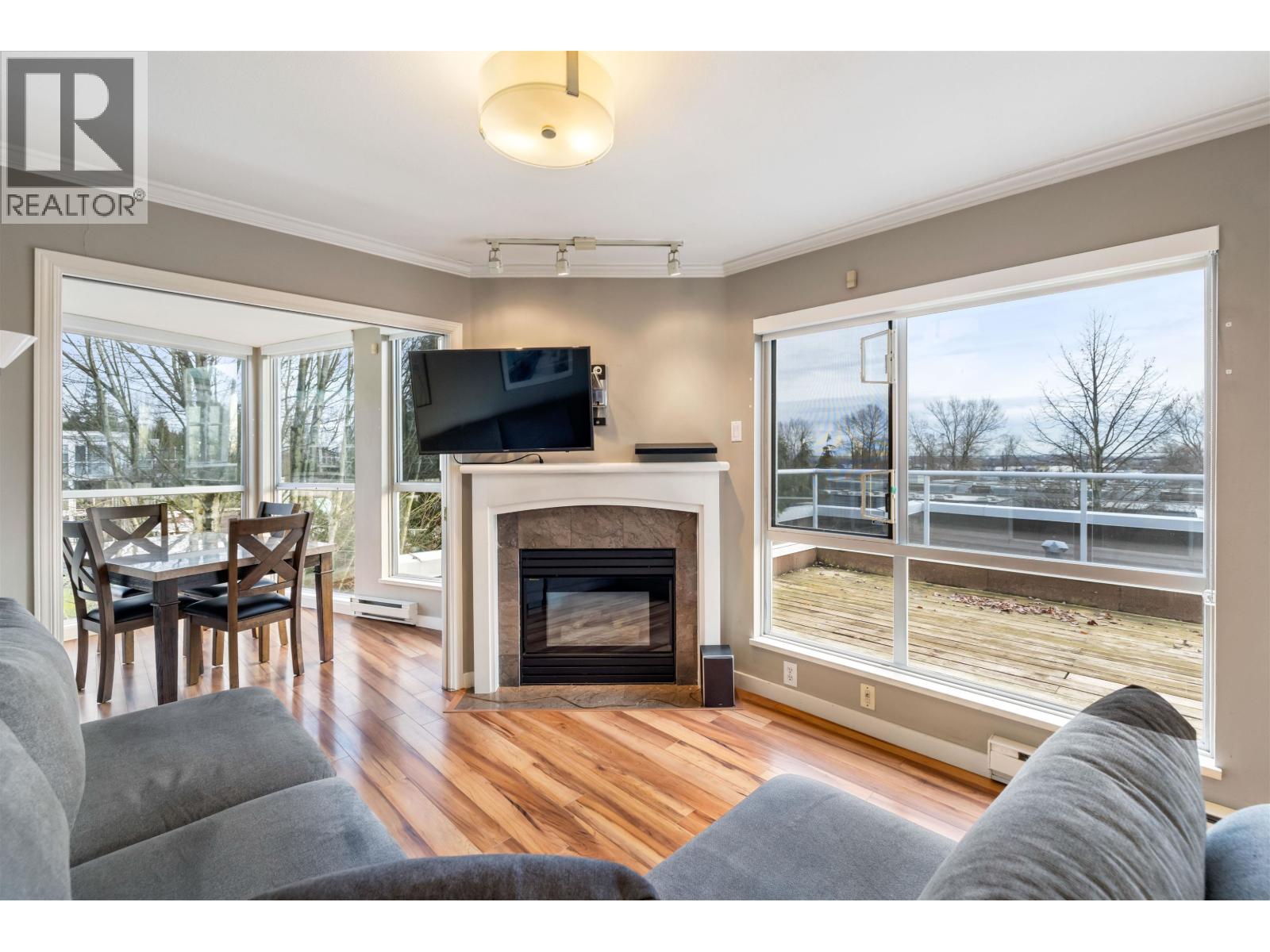 407 8460 Jellicoe Street, Vancouver, British Columbia  V5S 4S8 - Photo 9 - R3078067