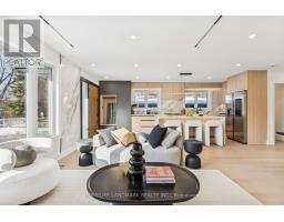 77 PEACE DRIVE, Toronto, Ontario