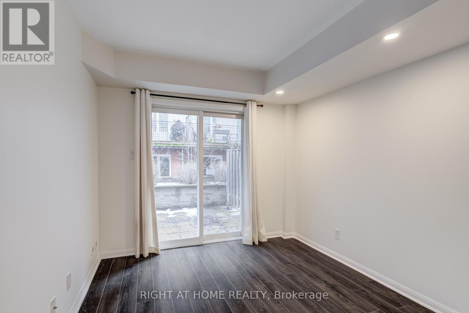 918 - 16 Laidlaw Street, Toronto, Ontario  M6K 1X2 - Photo 17 - W12686314