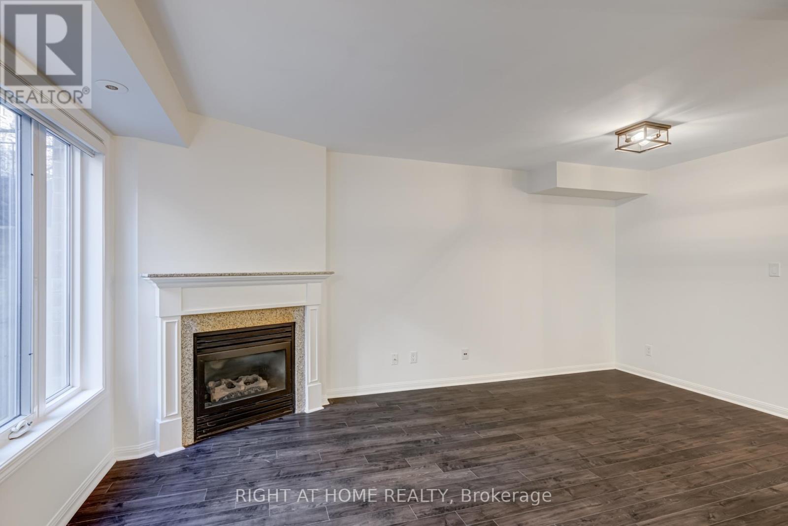 918 - 16 Laidlaw Street, Toronto, Ontario  M6K 1X2 - Photo 9 - W12686314