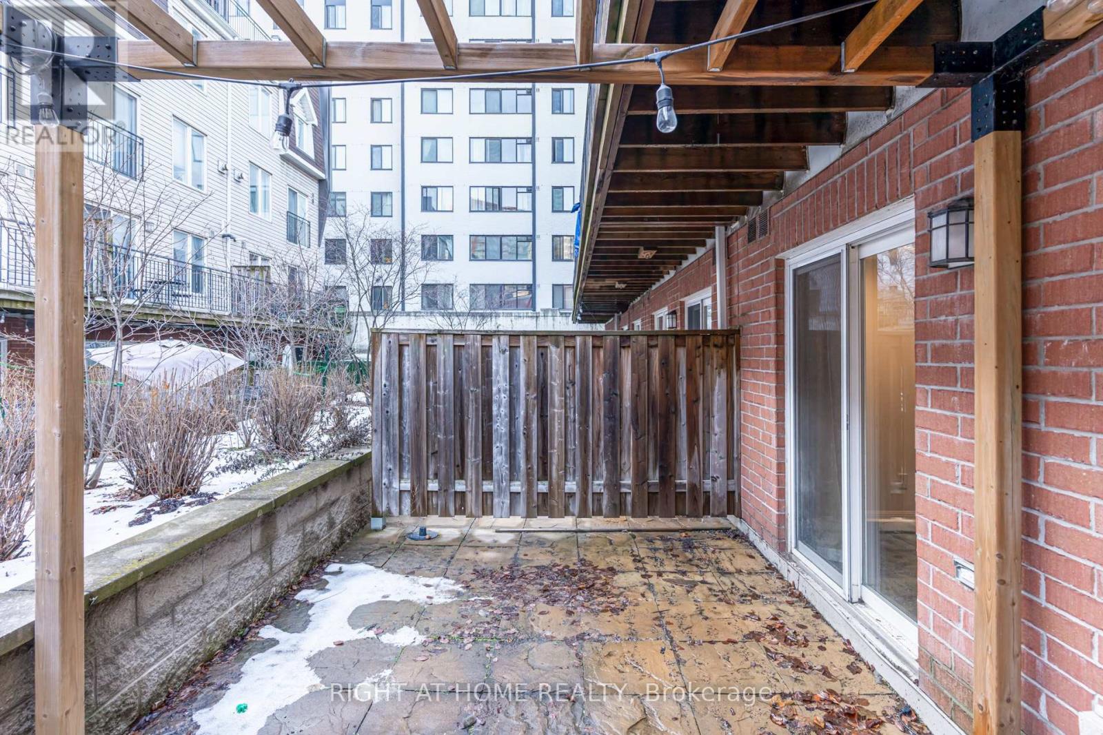 918 - 16 Laidlaw Street, Toronto, Ontario  M6K 1X2 - Photo 29 - W12686314