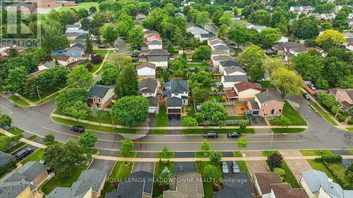 6486 Edenwood Drive, Mississauga, Ontario  L5N 3K1 - Photo 16 - W12689318