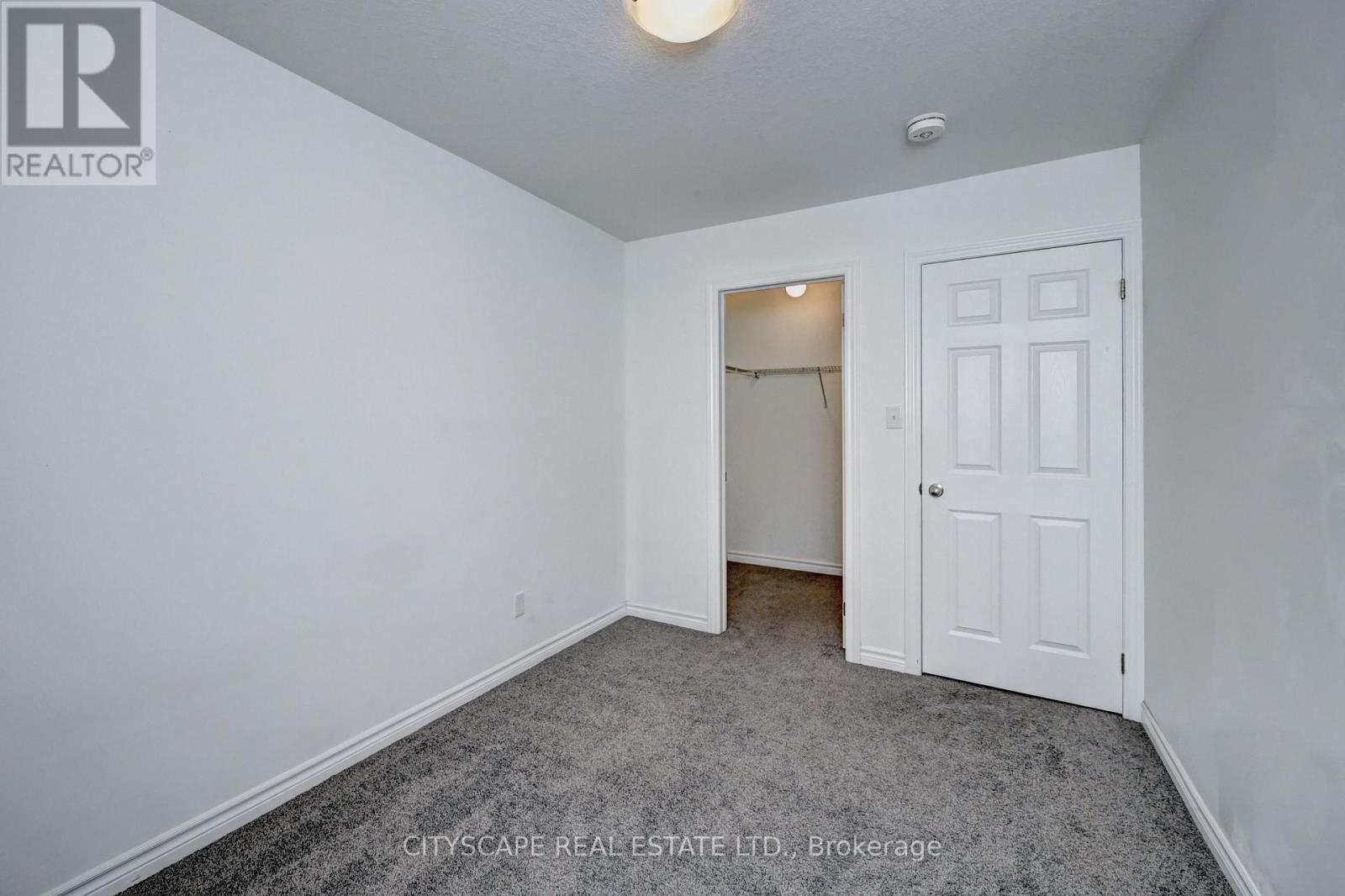 21 Woodedge Circle, Kitchener, Ontario  N2R 0P8 - Photo 35 - X12681114