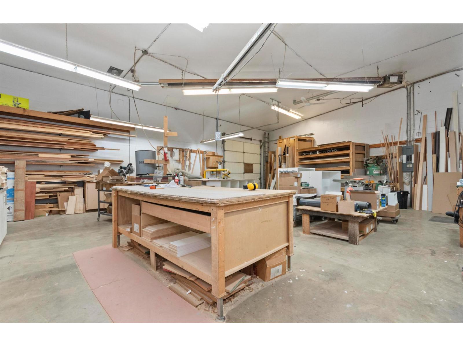 45831 Railway Avenue, Chilliwack Downtown, Chilliwack, British Columbia  V2P 1L4 - Photo 3 - C8075042