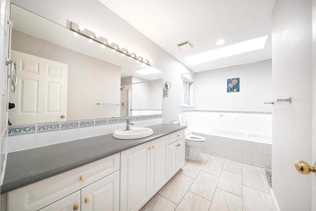 14766 31 Avenue, Surrey, British Columbia  V4P 3E7 - Photo 11 - R3078711