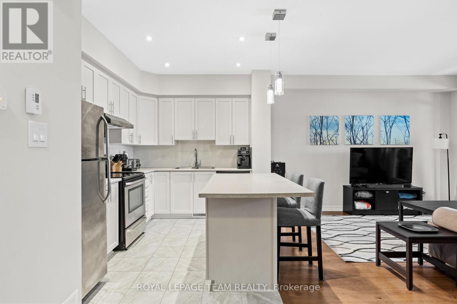 110 Stockholm Private, Ottawa, Ontario  K4M 0G9 - Photo 9 - X12689646