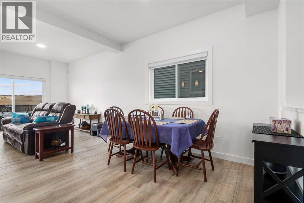 215 Heritage Heights, Cochrane, Alberta  T4C 3A7 - Photo 5 - A2278114