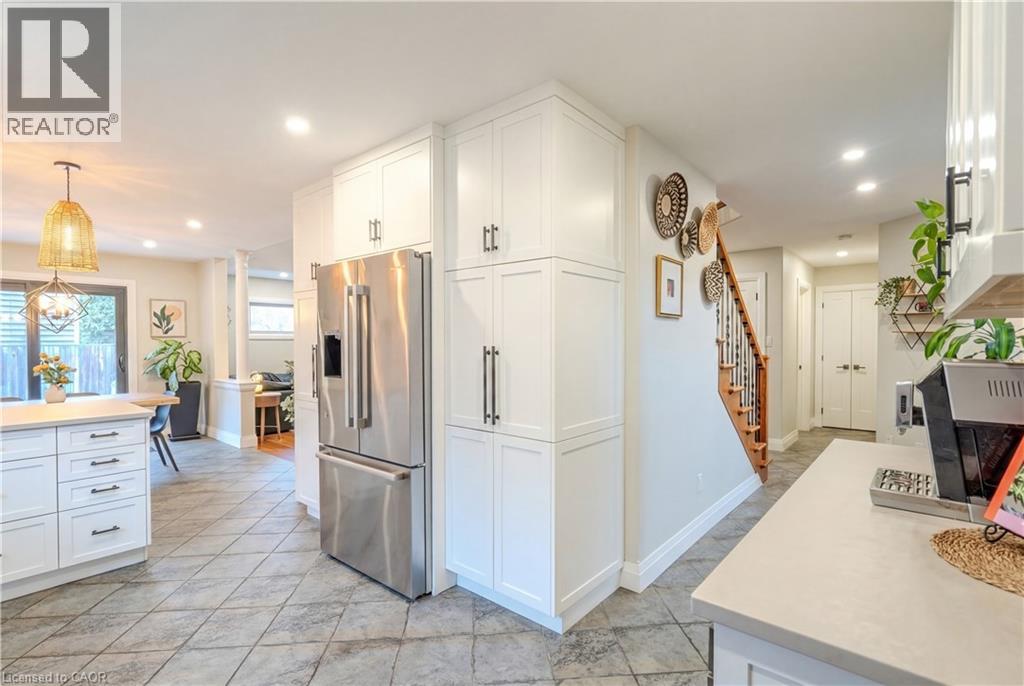 17 Krieghoff Drive, Hamilton, Ontario  L9B 2L4 - Photo 10 - 40797866