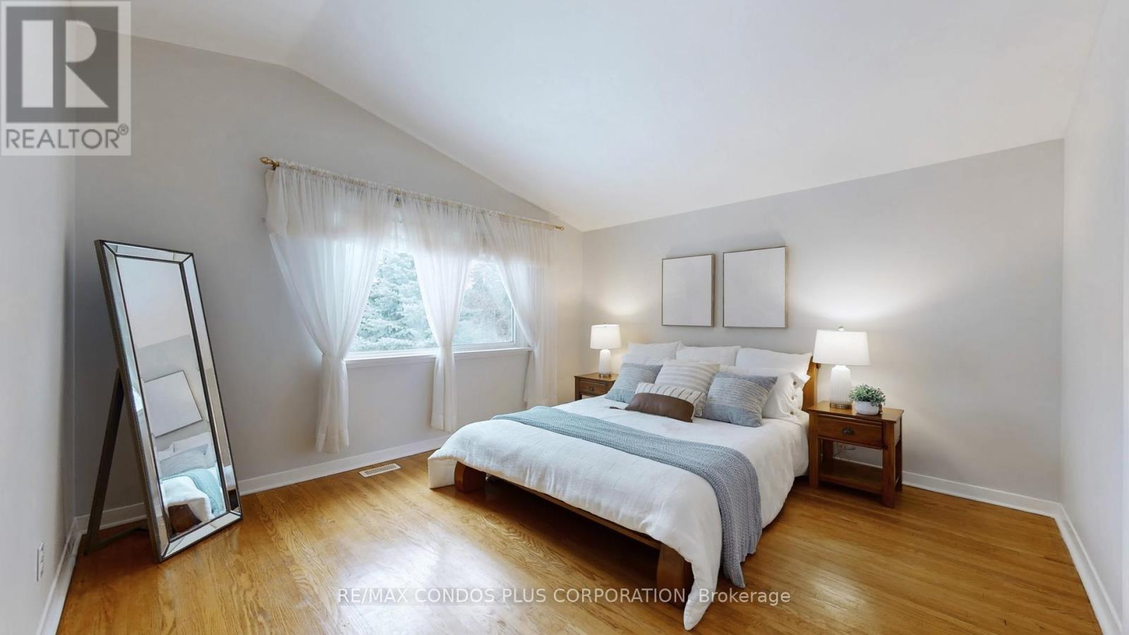 333 Pleasant Avenue, Toronto, Ontario  M2R 2R3 - Photo 23 - C12689668
