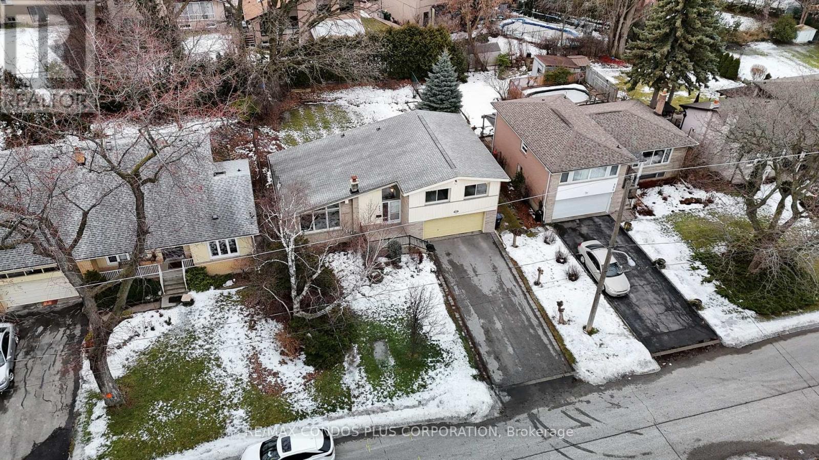 333 Pleasant Avenue, Toronto, Ontario  M2R 2R3 - Photo 37 - C12689668