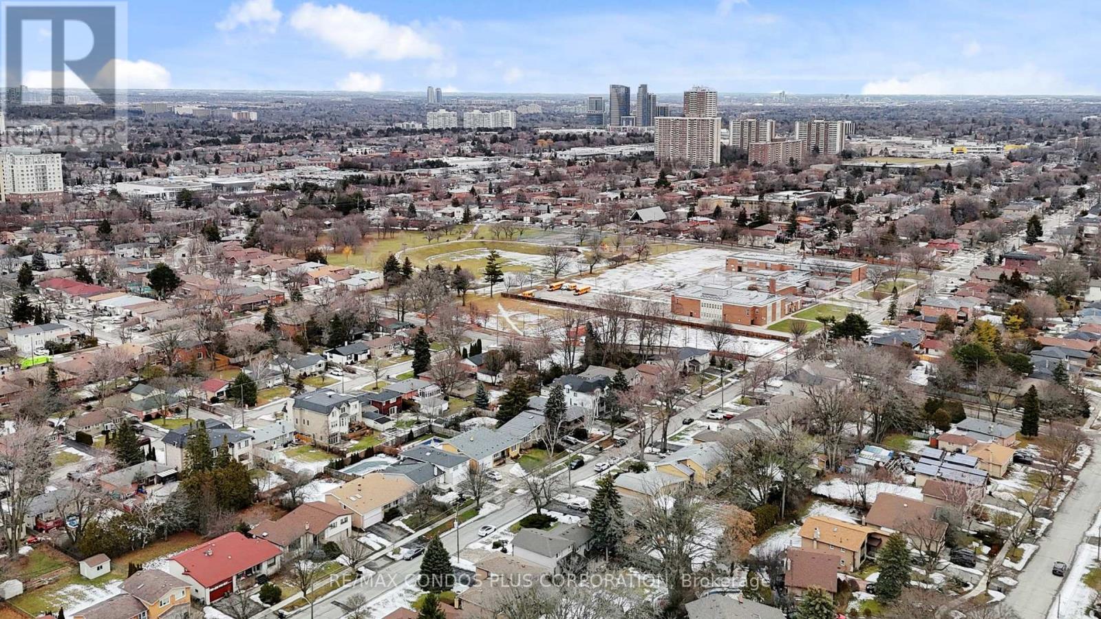 333 Pleasant Avenue, Toronto, Ontario  M2R 2R3 - Photo 41 - C12689668