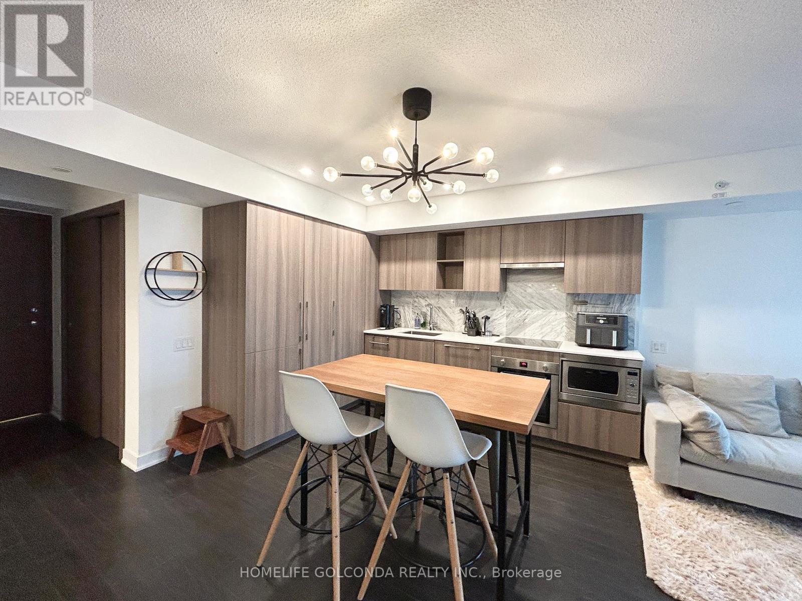 910 - 19 Bathurst Street, Toronto, Ontario  M5V 0N2 - Photo 10 - C12689674