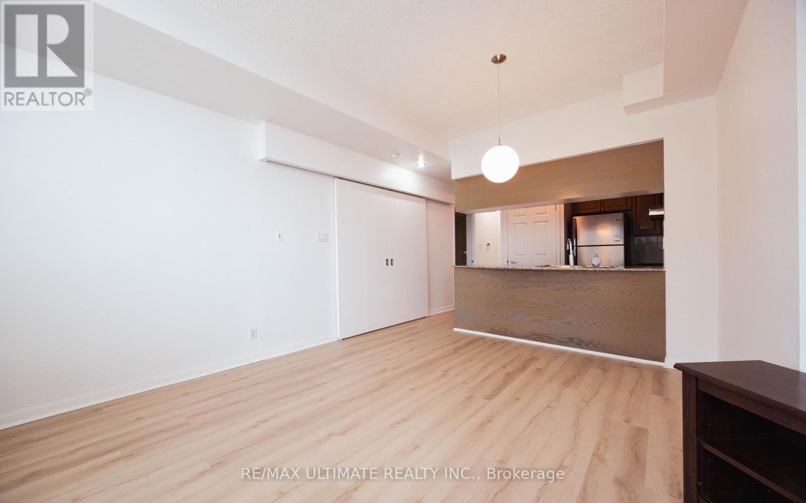 1622 - 230 Queens Quay W, Toronto, Ontario  M5J 2Y7 - Photo 11 - C12689688