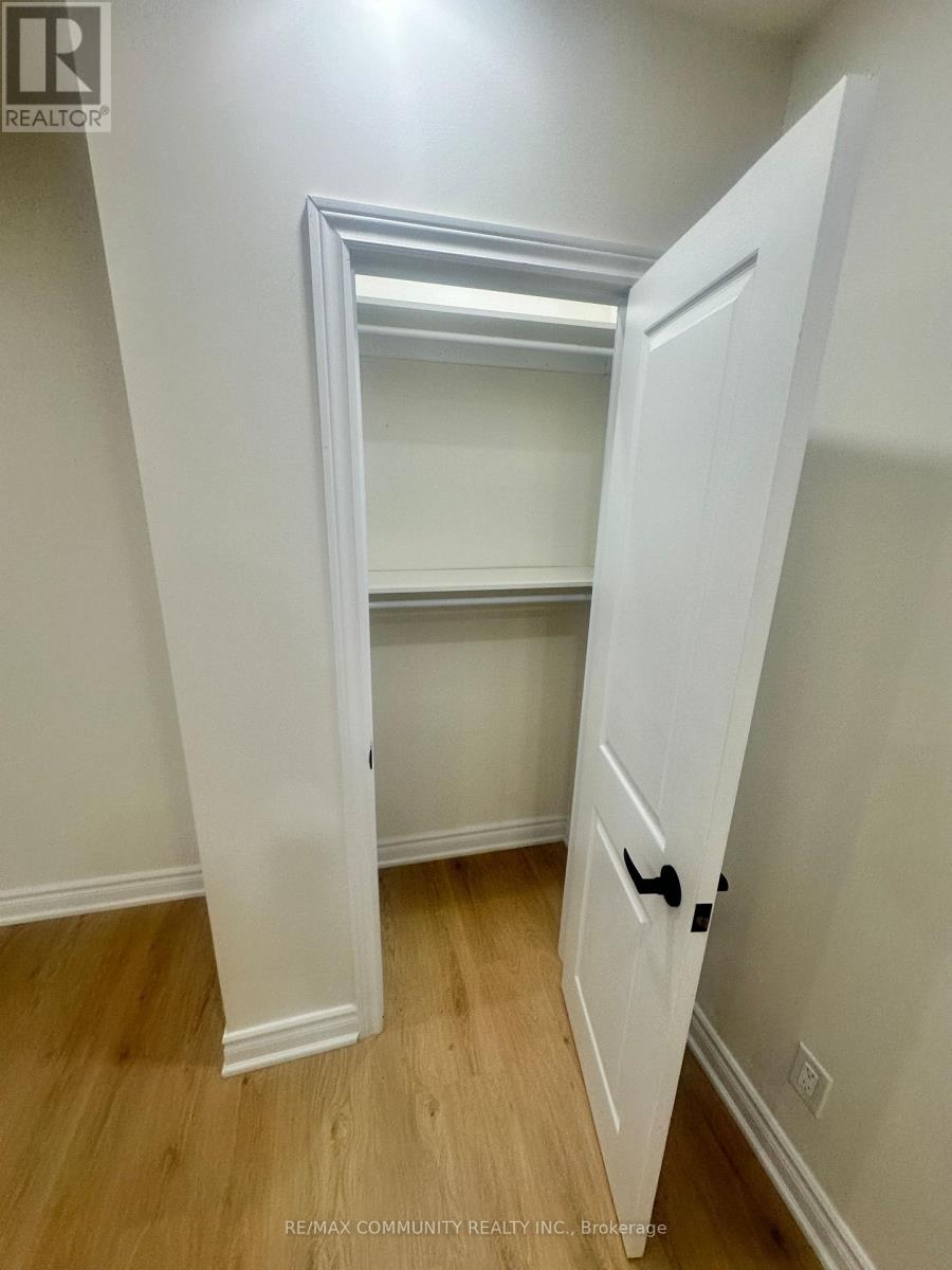 199 Brimorton Drive, Toronto, Ontario  M1H 2C4 - Photo 12 - E12689656