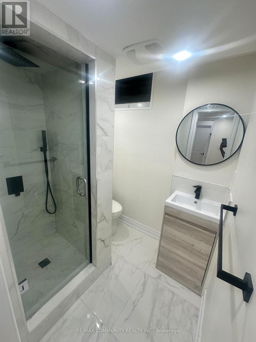 199 Brimorton Drive, Toronto, Ontario  M1H 2C4 - Photo 6 - E12689656