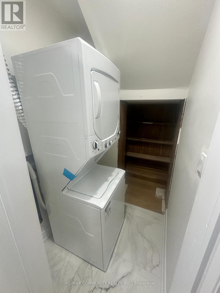 199 Brimorton Drive, Toronto, Ontario  M1H 2C4 - Photo 8 - E12689656