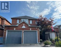 85 SHEPTON WAY, Toronto, Ontario
