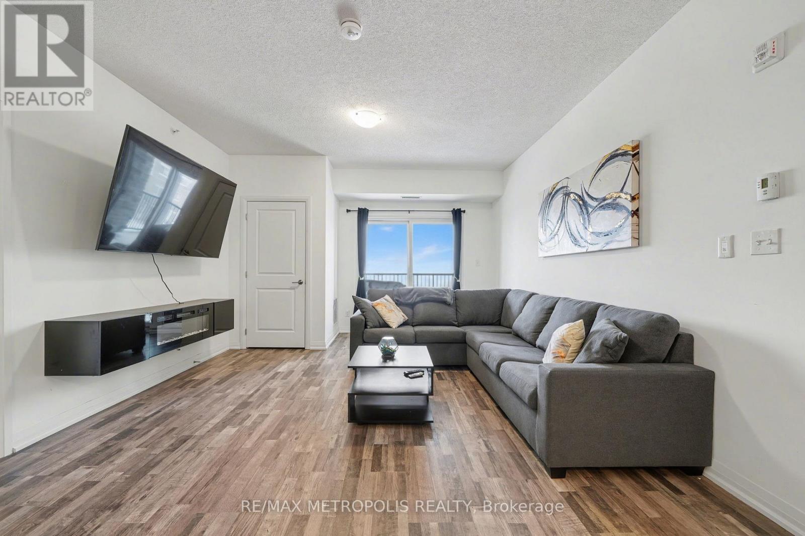 204 - 54 Koda Street, Barrie, Ontario  L9J 0J6 - Photo 15 - S12689714