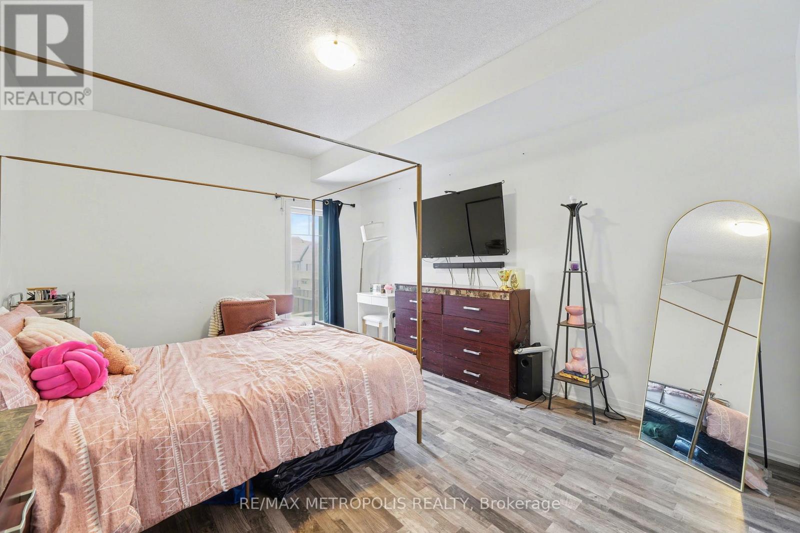 204 - 54 Koda Street, Barrie, Ontario  L9J 0J6 - Photo 18 - S12689714