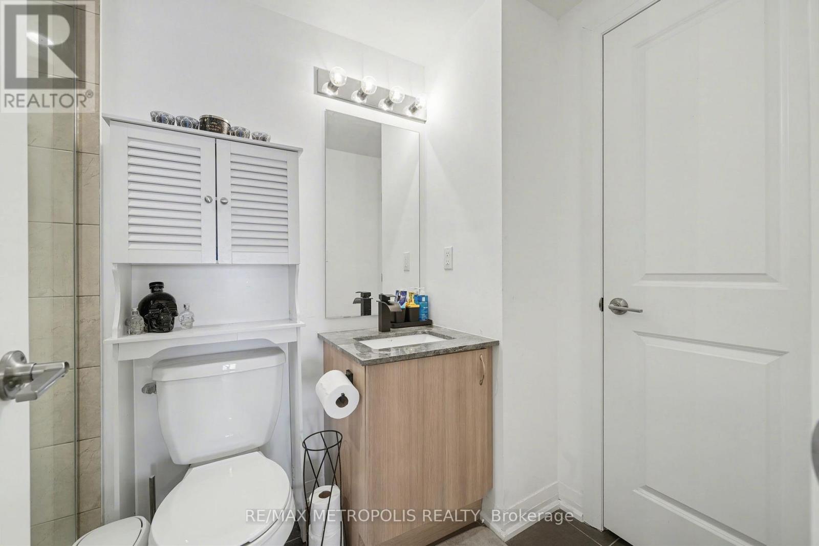 204 - 54 Koda Street, Barrie, Ontario  L9J 0J6 - Photo 20 - S12689714